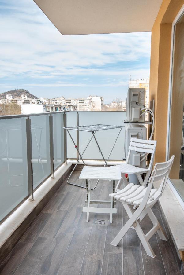 Lovely 1Bed Apartment For 4 Guests & Free Parking Plowdiw Exterior foto